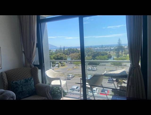 2 BEDROOM APARTMENT FOR SALE IN MILNERTON CENTRAL